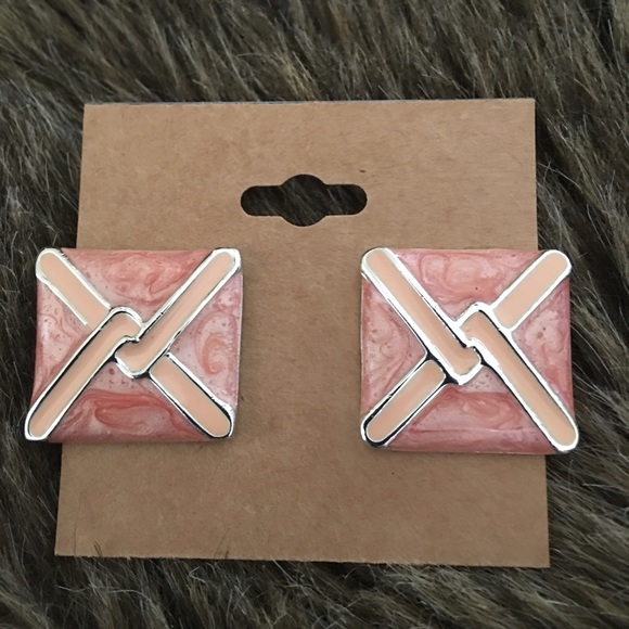 Peach enamel swirl silver tone setting earrings - Picture 2 of 5